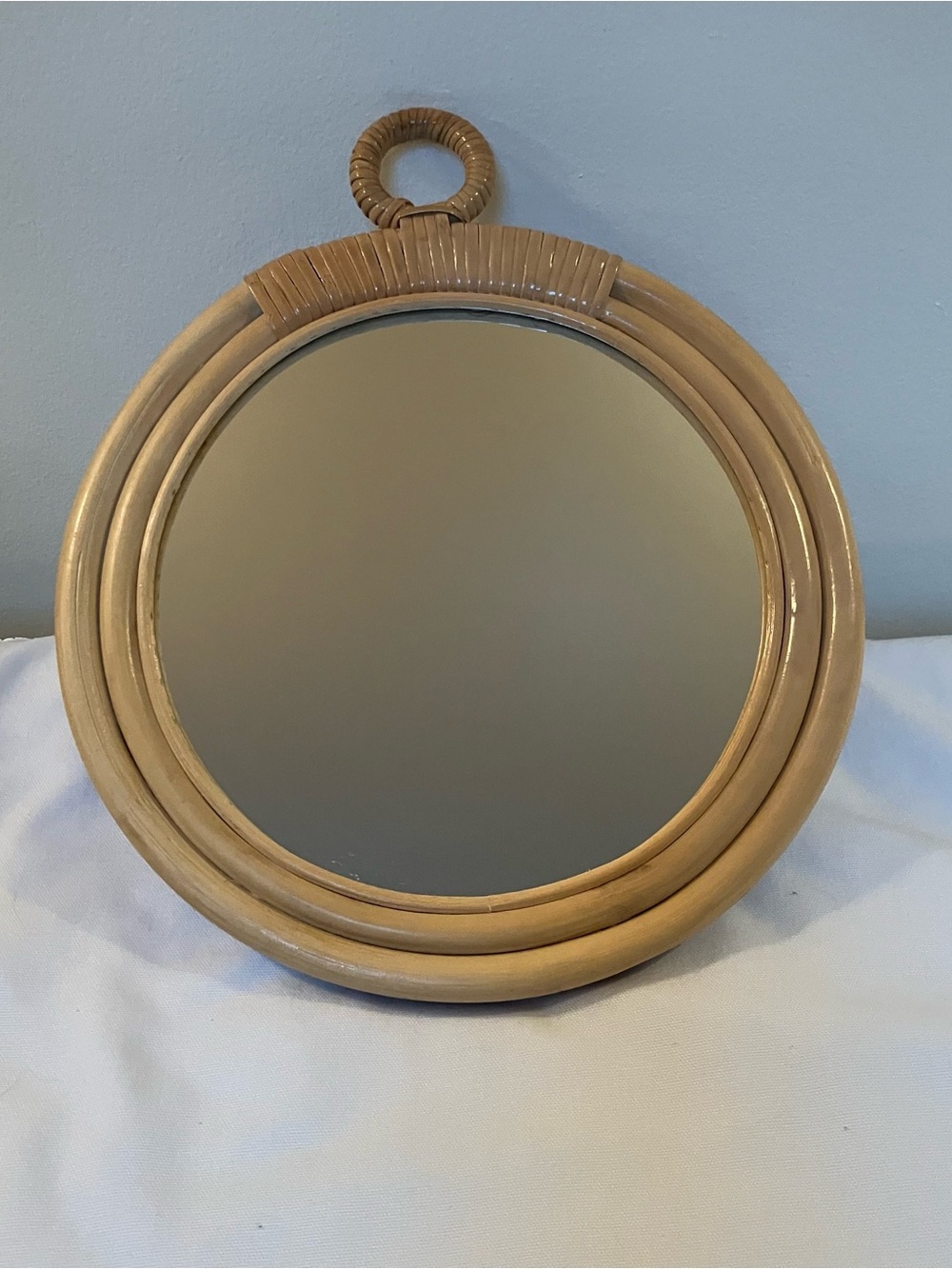 VTG Round Rattan Wicker Mirror Hanging Boho MCM Gallery Wall Nautical Cottage